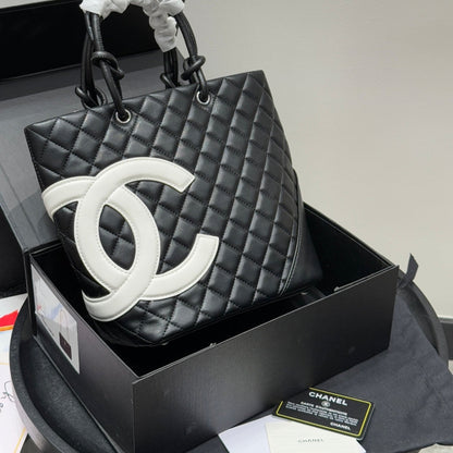 Fashion CC printed leather handbag