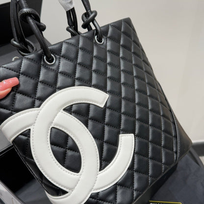 Fashion CC printed leather handbag