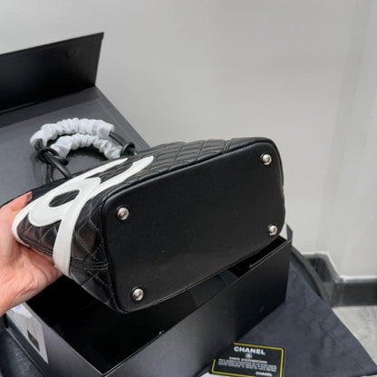 Fashion CC printed leather handbag