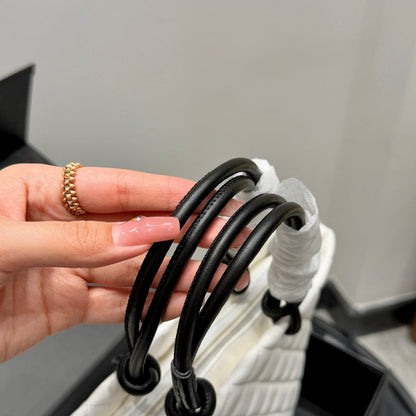 Fashion CC printed leather handbag