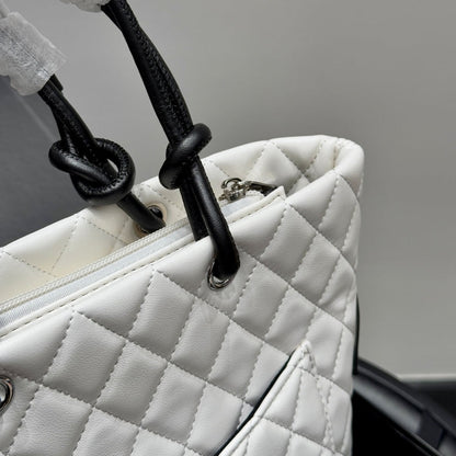 Fashion CC printed leather handbag