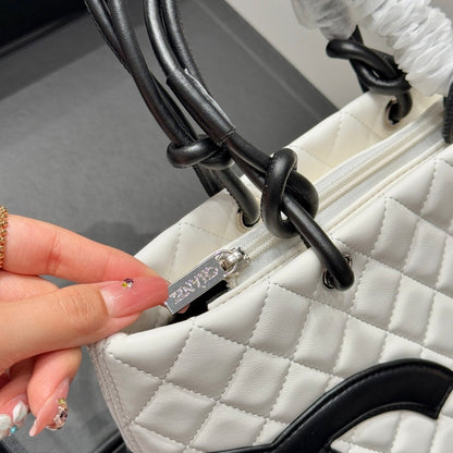 Fashion CC printed leather handbag