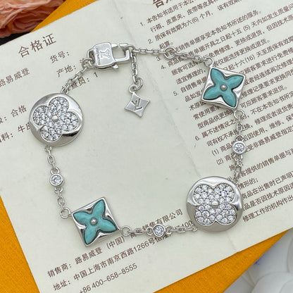 Fashion four-leaf clover bracelet