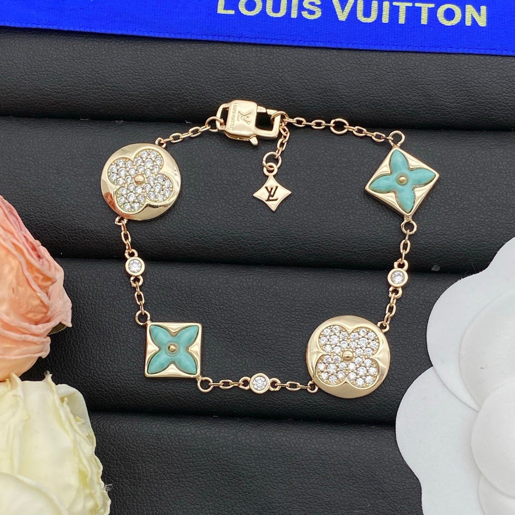 Fashion four-leaf clover bracelet