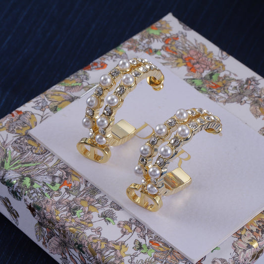 Fashion CD Pearl Earrings