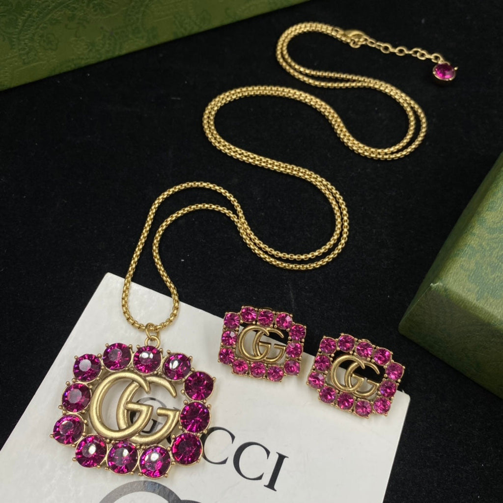 CC rhinestone earring necklace