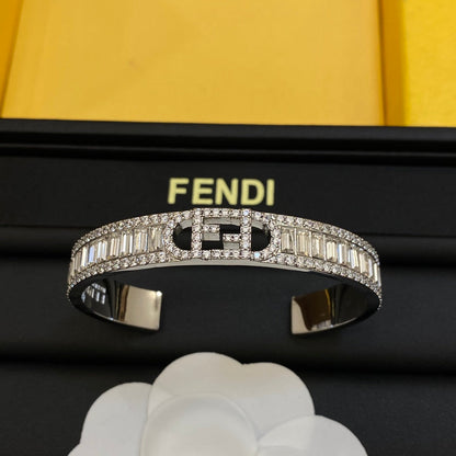 Fashionable FF Bracelet