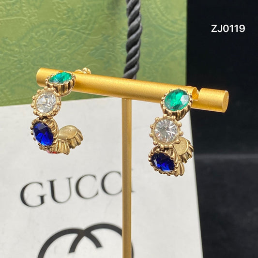 Fashionable GG Half-Round Rhinestone Earrings