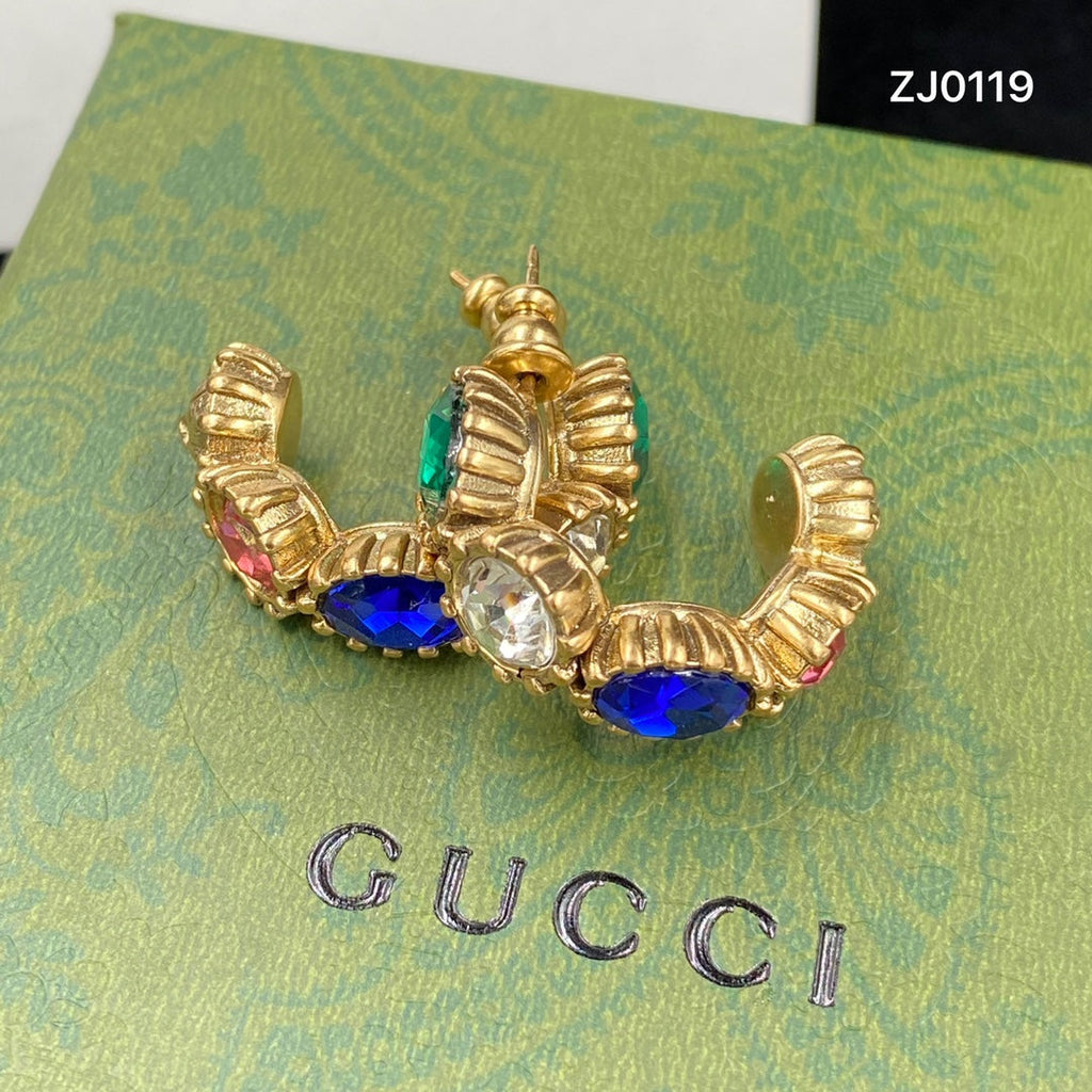 Fashionable GG Half-Round Rhinestone Earrings