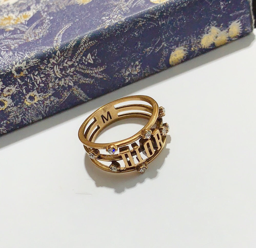 CD Hollow Rhinestone Ring