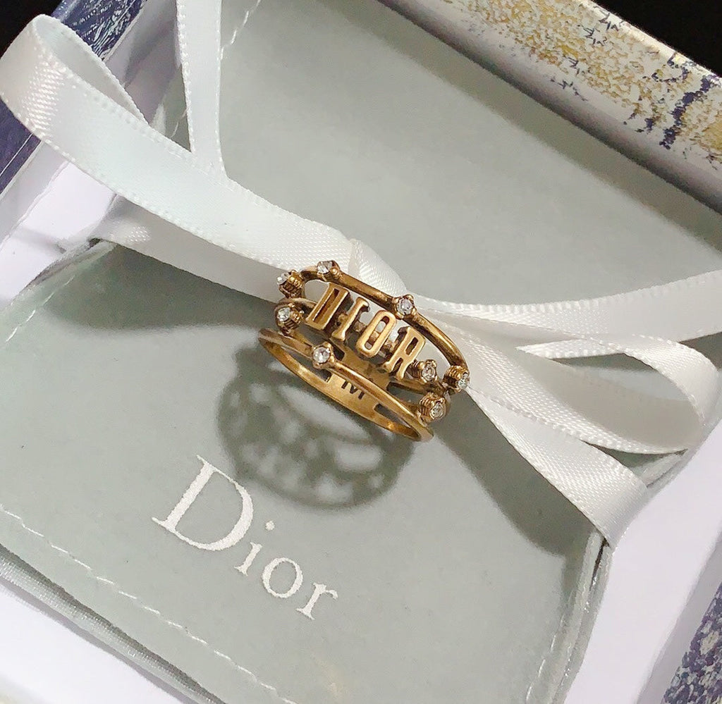 CD Hollow Rhinestone Ring