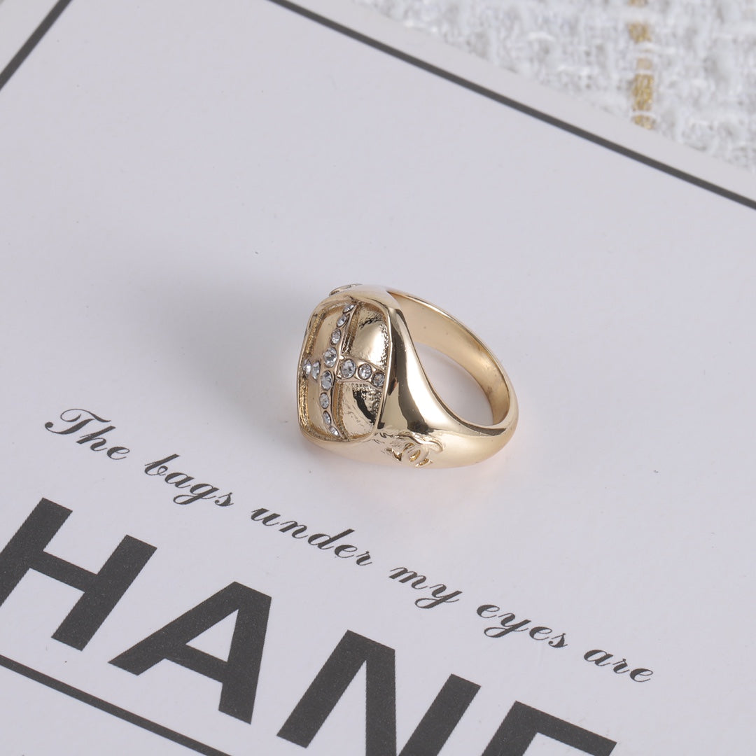 CC Classic Rhinestone Ring