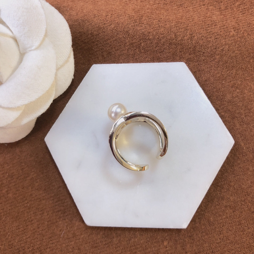 CC Rhinestone Pearl Ring