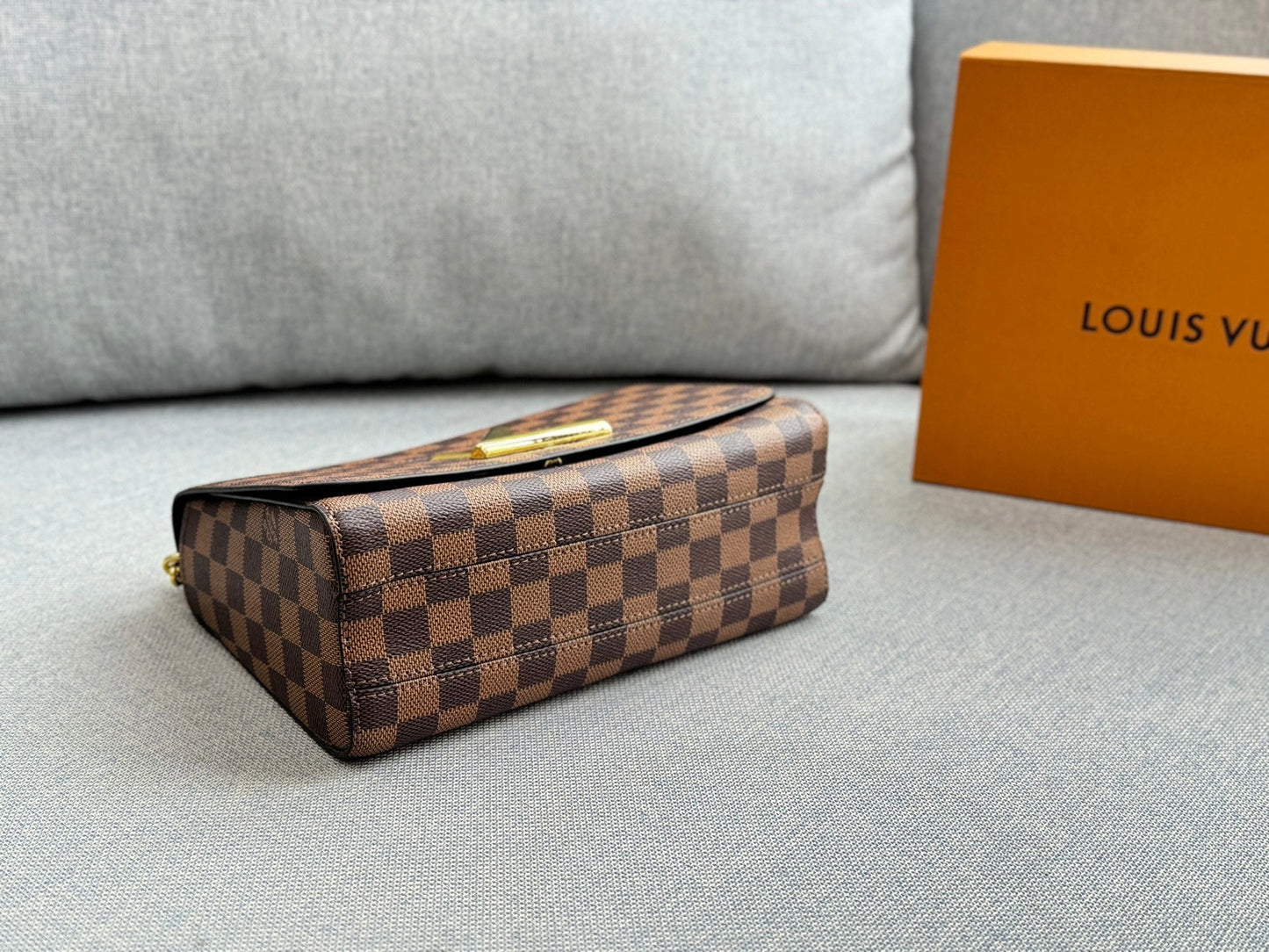 Fashionable Four-Leaf Clover Crossbody Bag