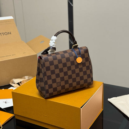 Fashionable Four-Leaf Clover Handbag