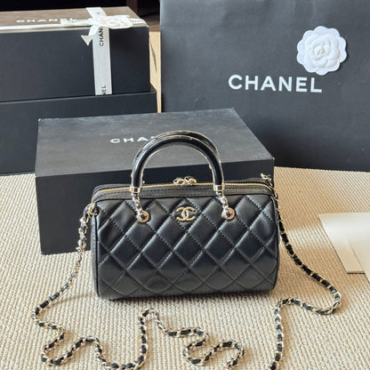 Fashionable CC Crossbody Handbag