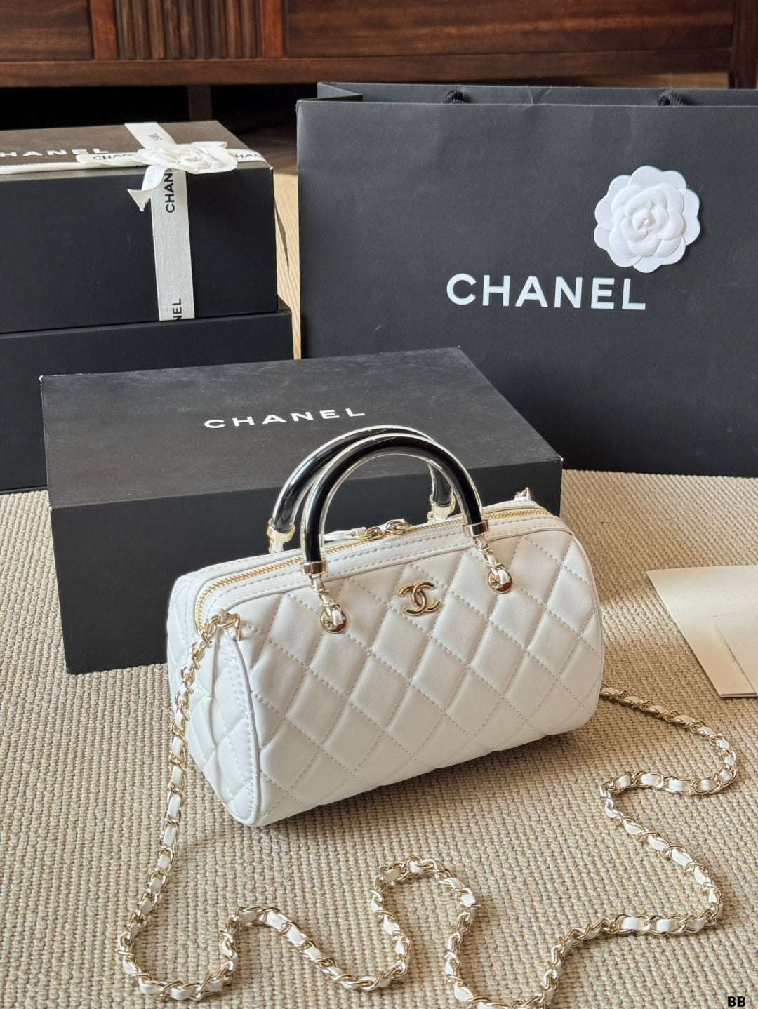 Fashionable CC Crossbody Handbag