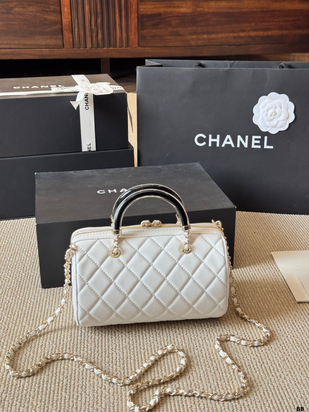 Fashionable CC Crossbody Handbag