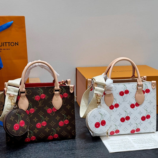 Fashionable Four-Leaf Clover Handbag