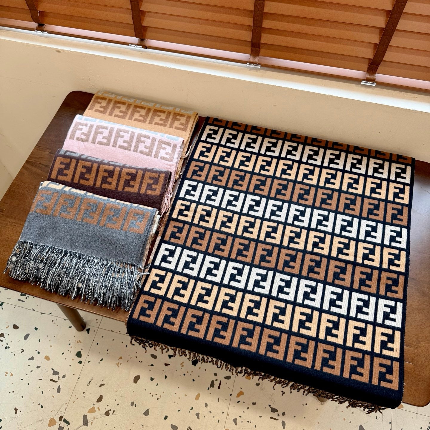 Fashionable FF Lettering Scarf