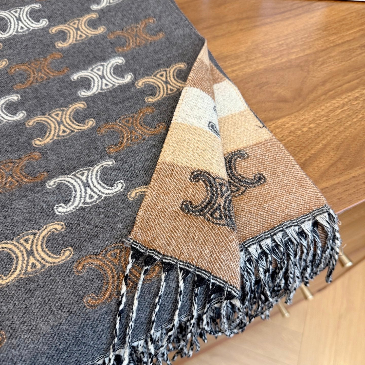 Fashionable CE Logo Scarf
