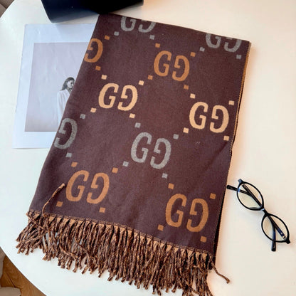 Fashionable GG Lettering Scarf