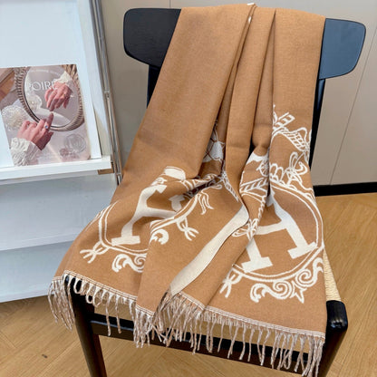 Fashionable H-shaped Scarf