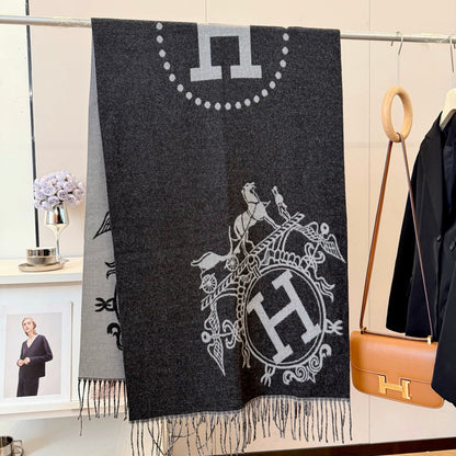 Fashionable H-shaped Scarf