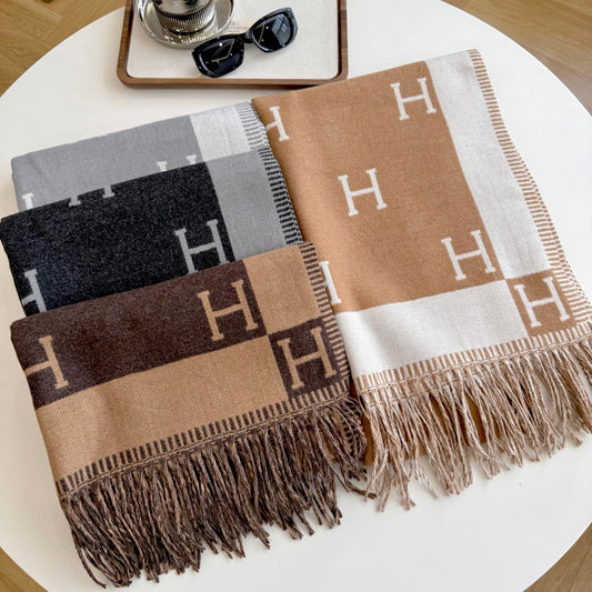 Fashionable H-shaped Scarf