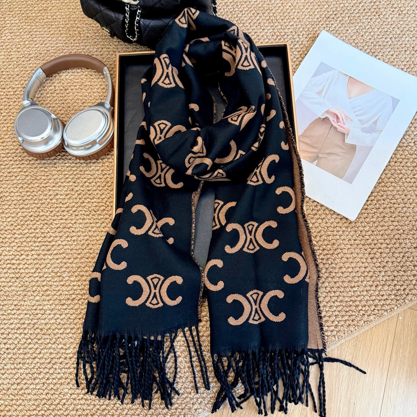 Fashionable CE Logo Scarf