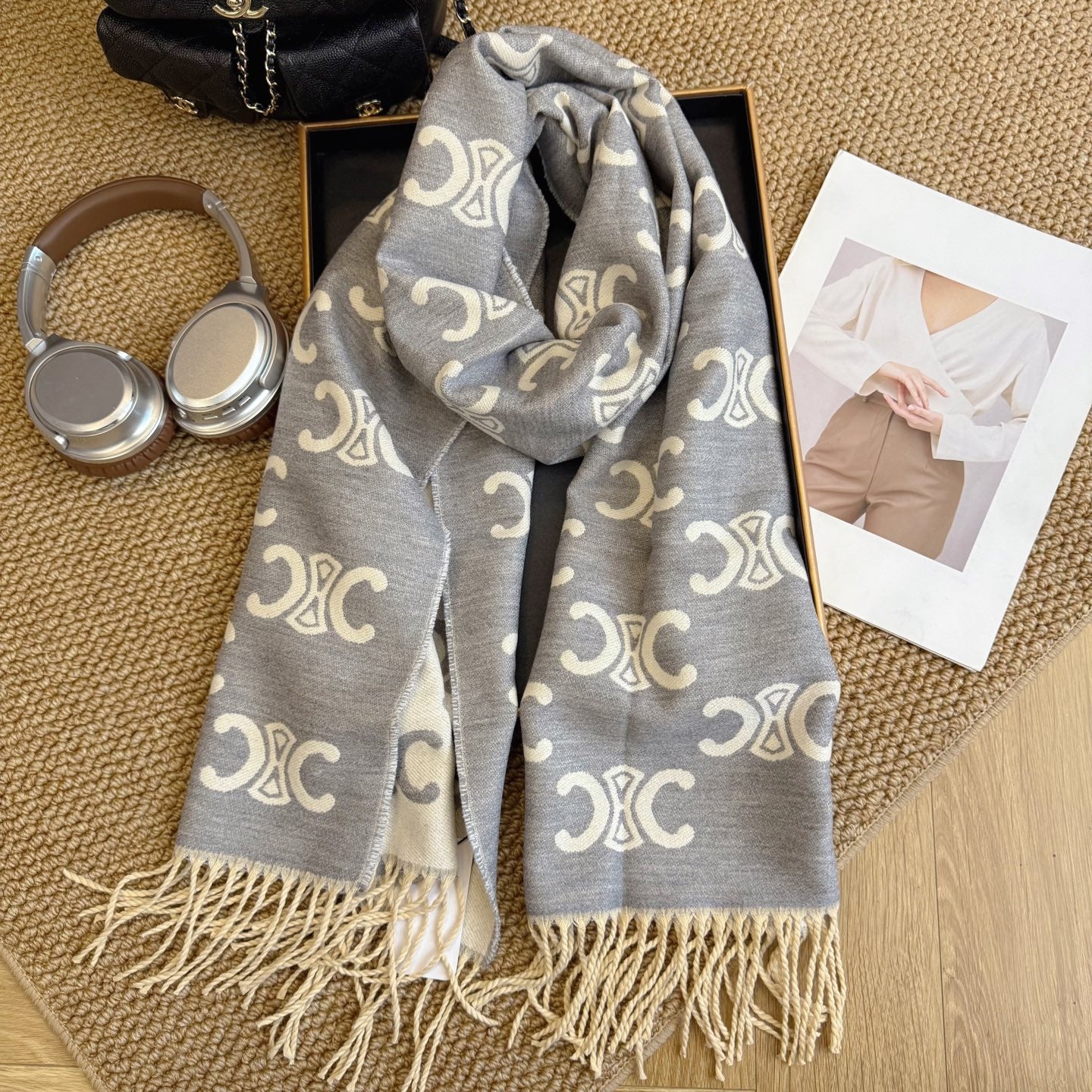 Fashionable CE Logo Scarf