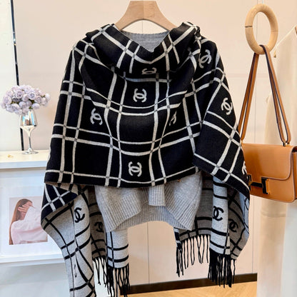 Fashionable CC Letter Scarf
