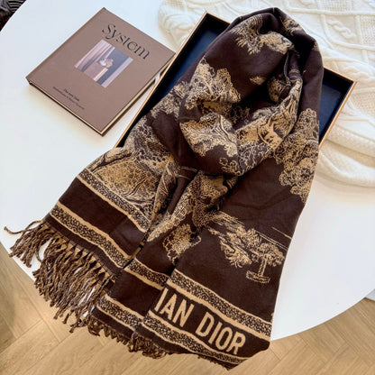 Fashionable CD Letter Scarf