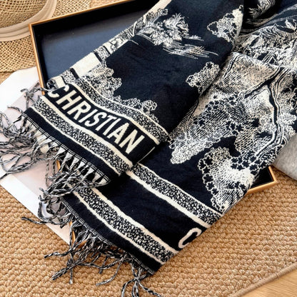 Fashionable CD Letter Scarf