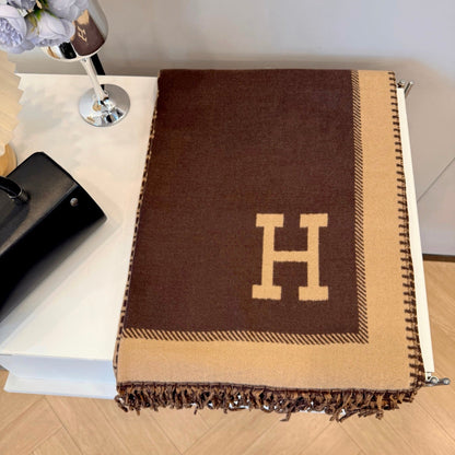 Fashionable H-Shaped Scarf