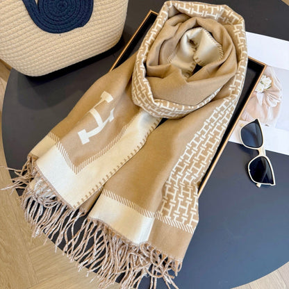 Fashionable H-Shaped Scarf