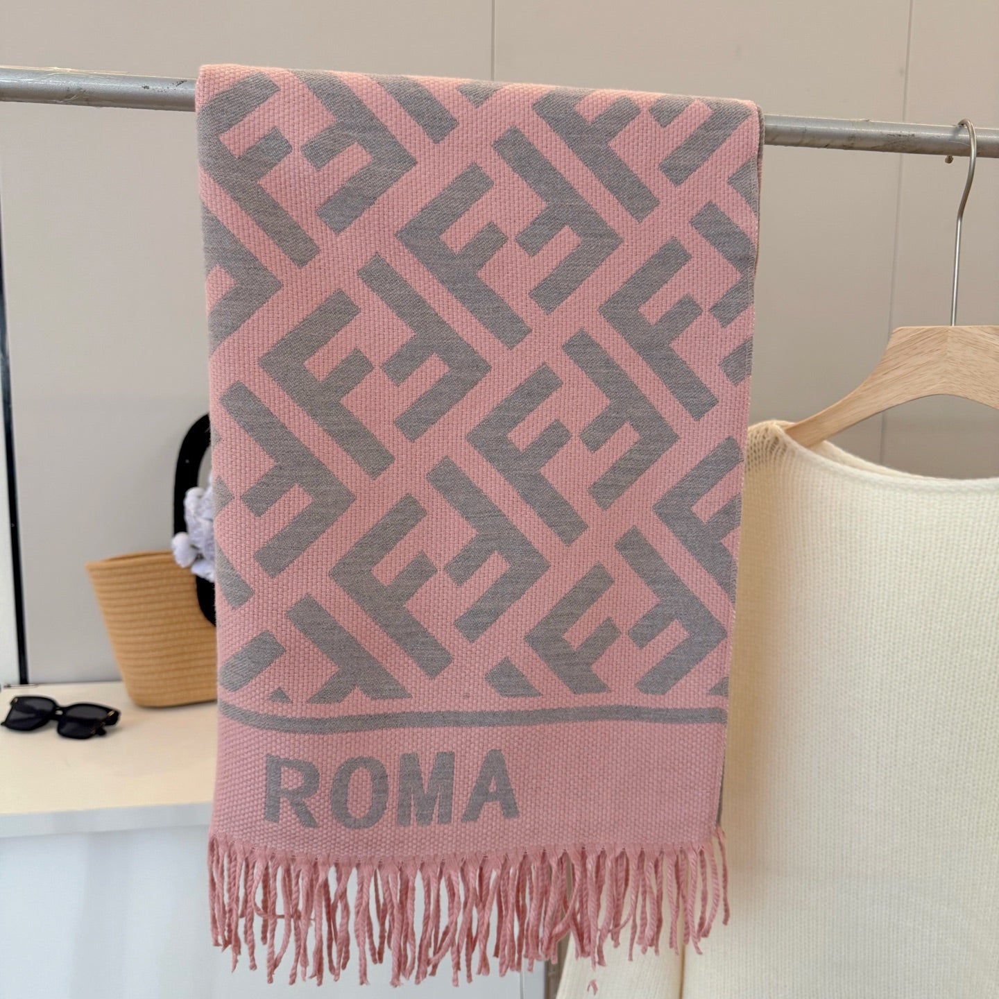 Fashionable FF Letter Scarf