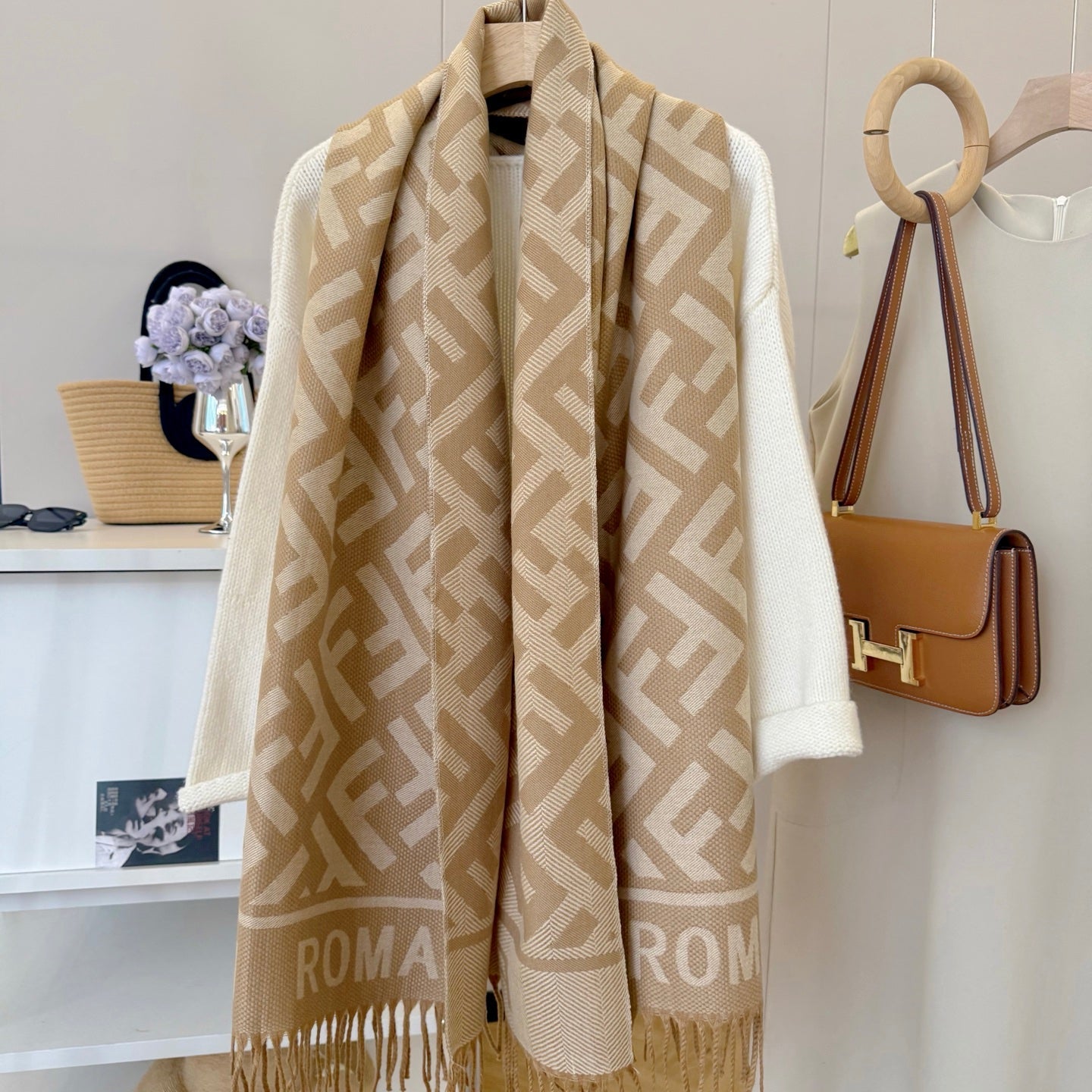 Fashionable FF Letter Scarf