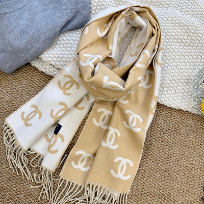 Fashionable CC Letter Scarf
