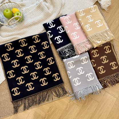 Fashionable CC Letter Scarf