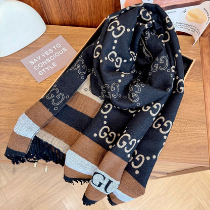 Fashionable GG Lettering Scarf