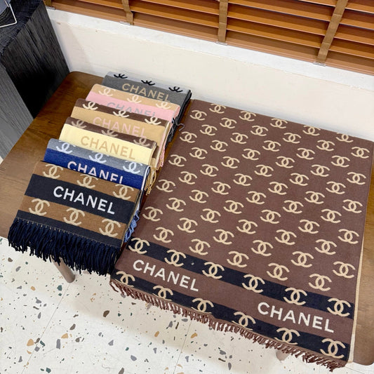 Fashionable CC Letter Scarf