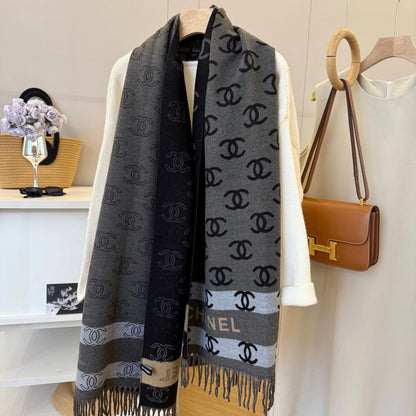 Fashionable CC Letter Scarf