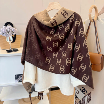 Fashionable CC Letter Scarf