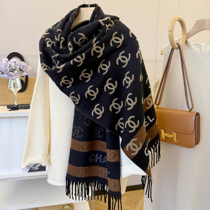 Fashionable CC Letter Scarf