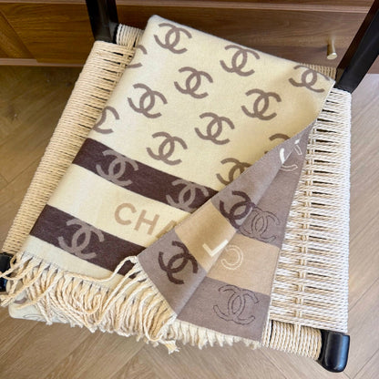 Fashionable CC Letter Scarf