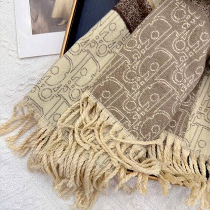 Fashionable CD Letter Scarf