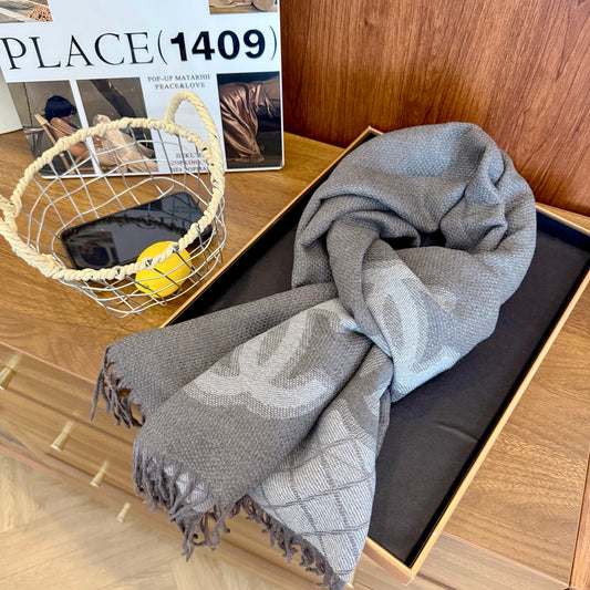 Fashionable CC Letter Scarf