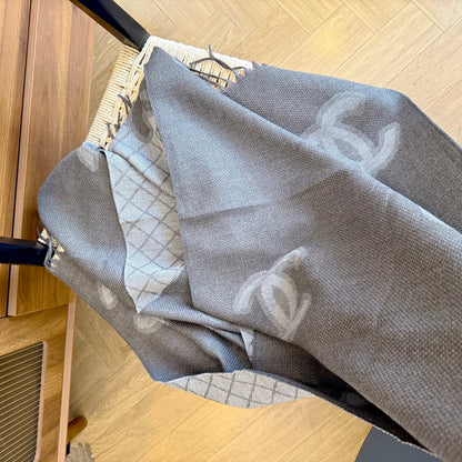 Fashionable CC Letter Scarf