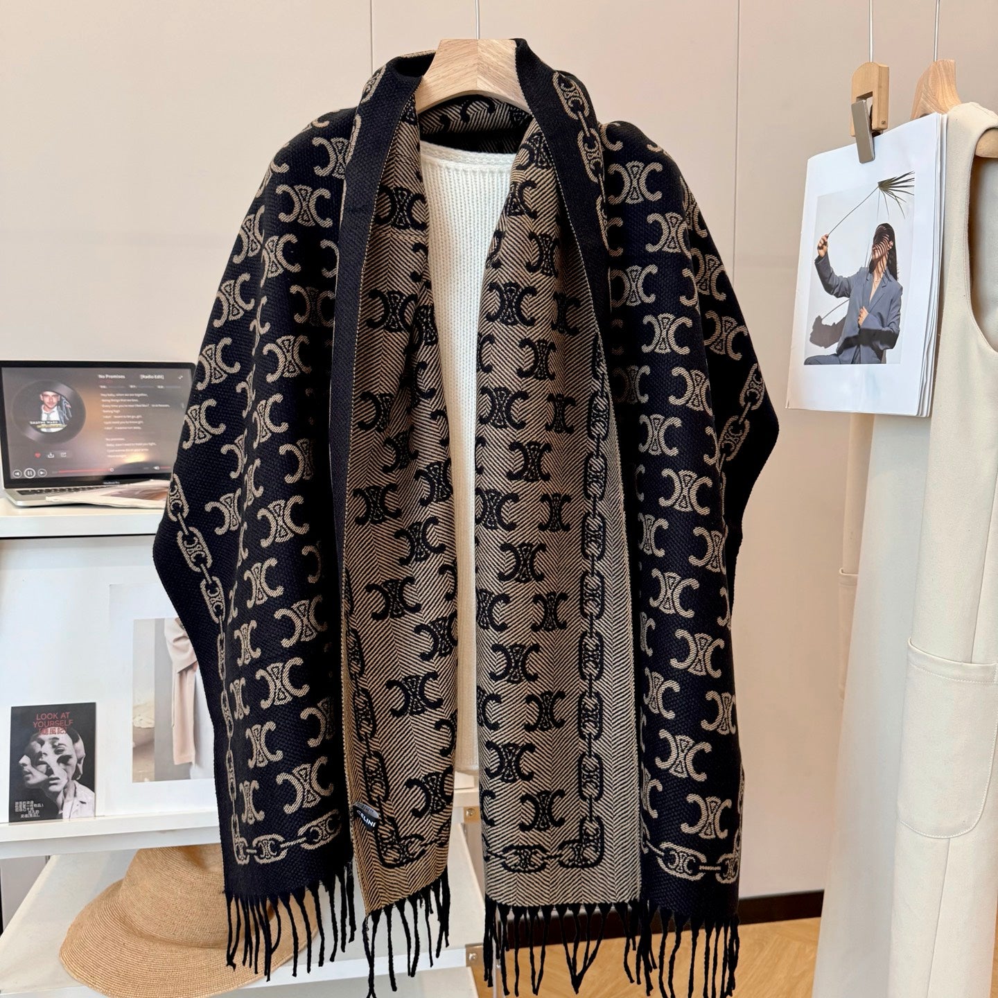 Fashionable CE Logo Scarf